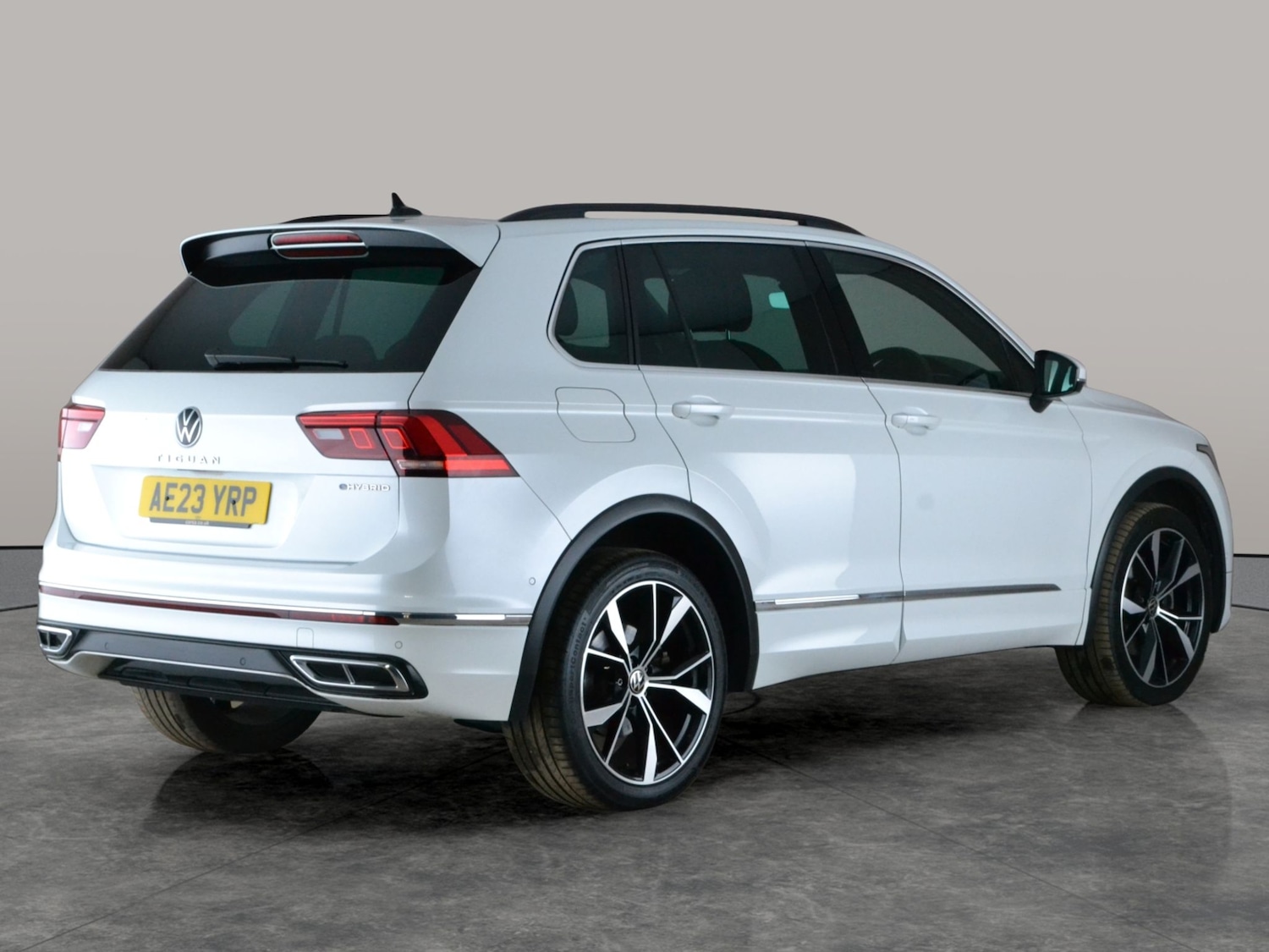 Used Volkswagen Tiguan 2023 for sale - 78037060: Photo 9