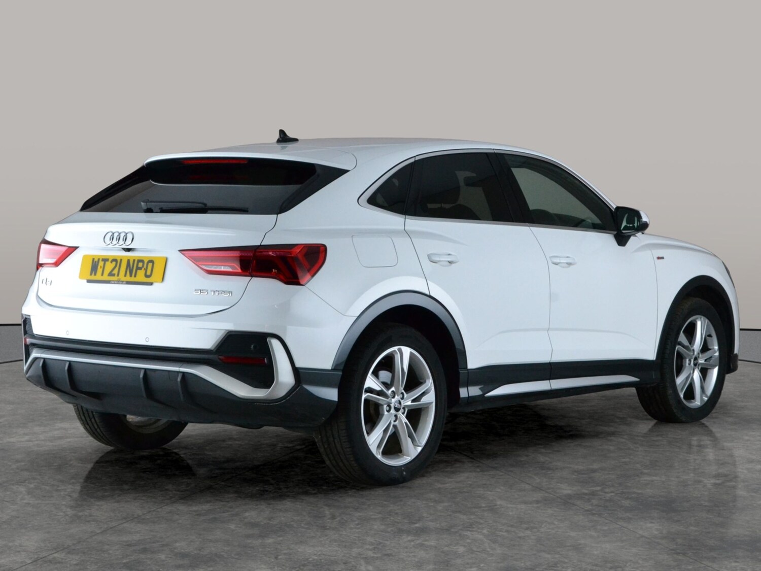 Used Audi Q3 2021 for sale - 77918361: Photo 10