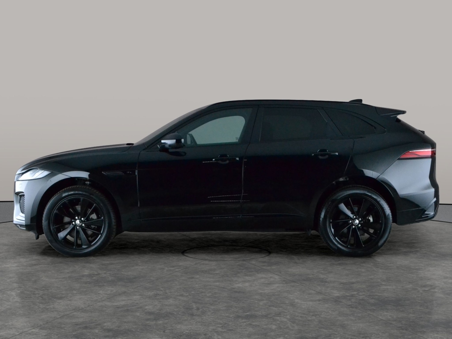 Used Jaguar F-Pace 2023 for sale - 77902130: Photo 15