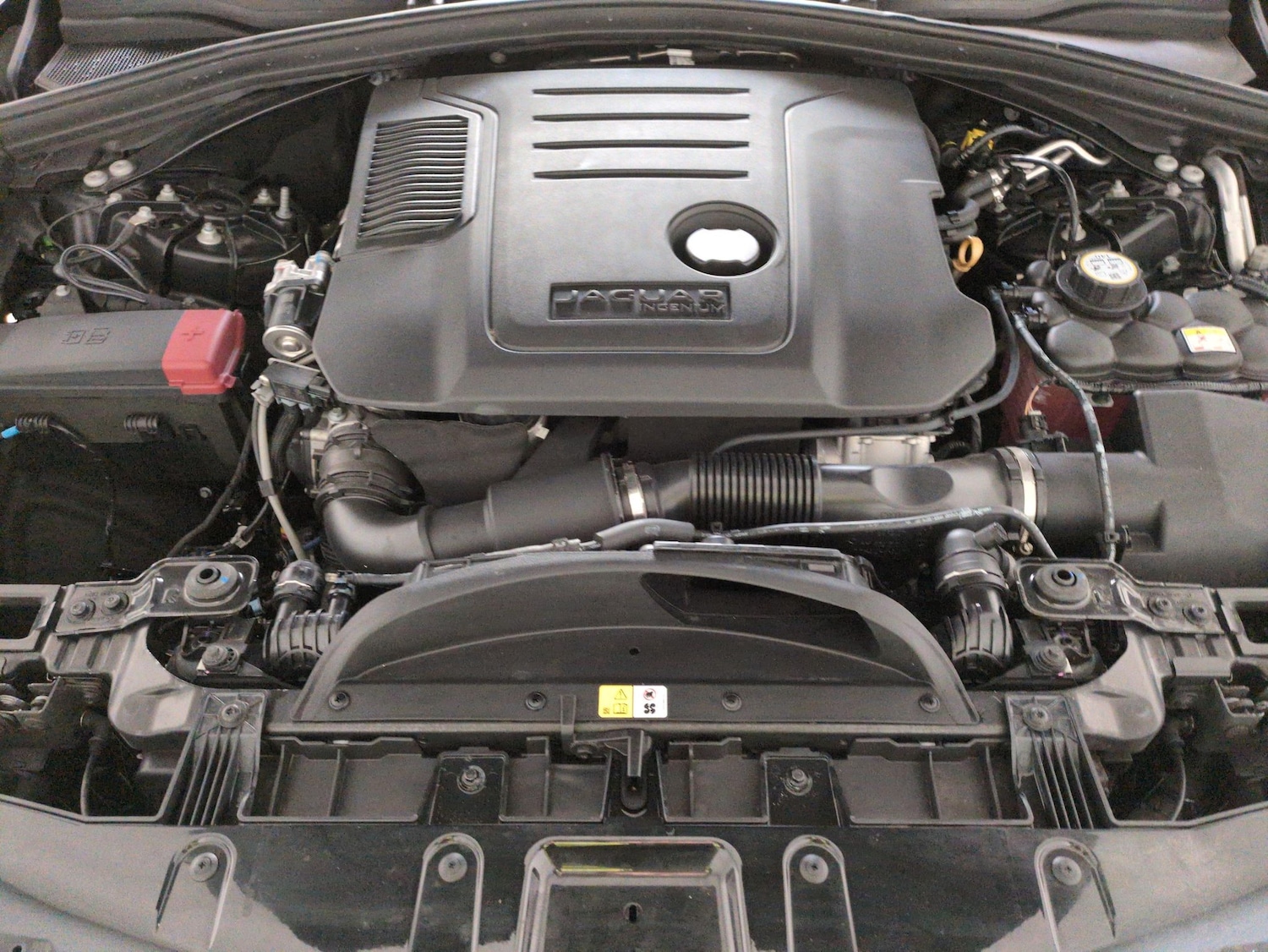 Used Jaguar F-Pace 2023 for sale - 77902130: Photo 37