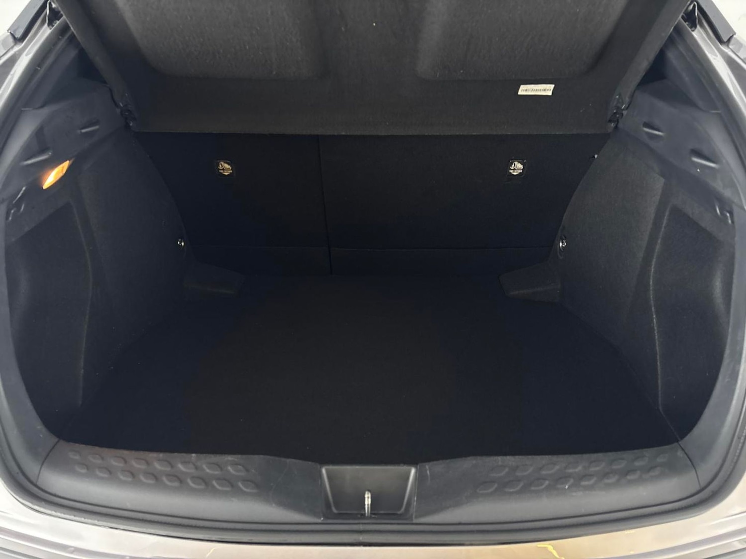 Used Toyota C-HR 2020 for sale - 76178290: Photo 41