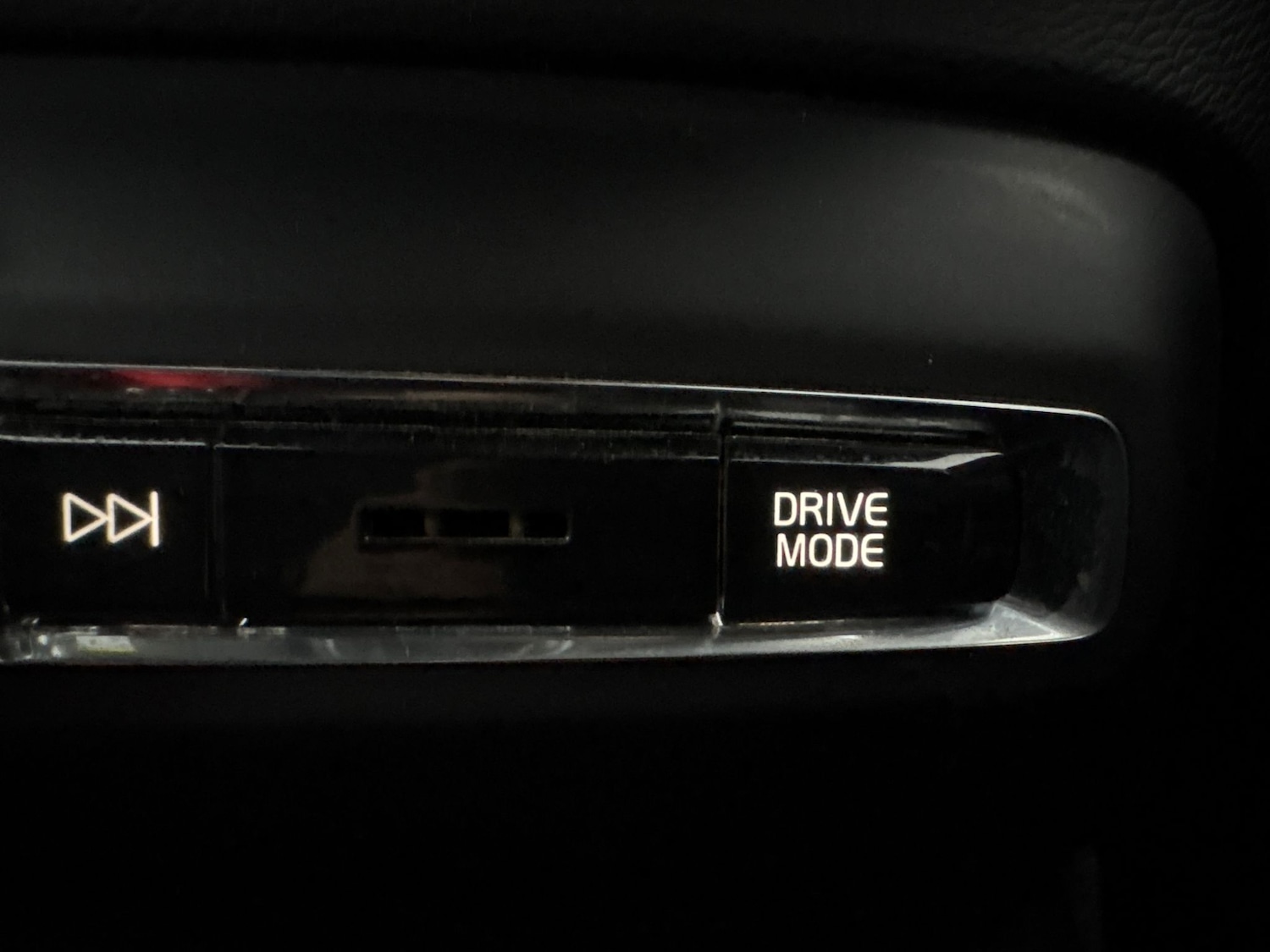 Used Volvo XC40 2022 for sale - 77296453: Photo 21