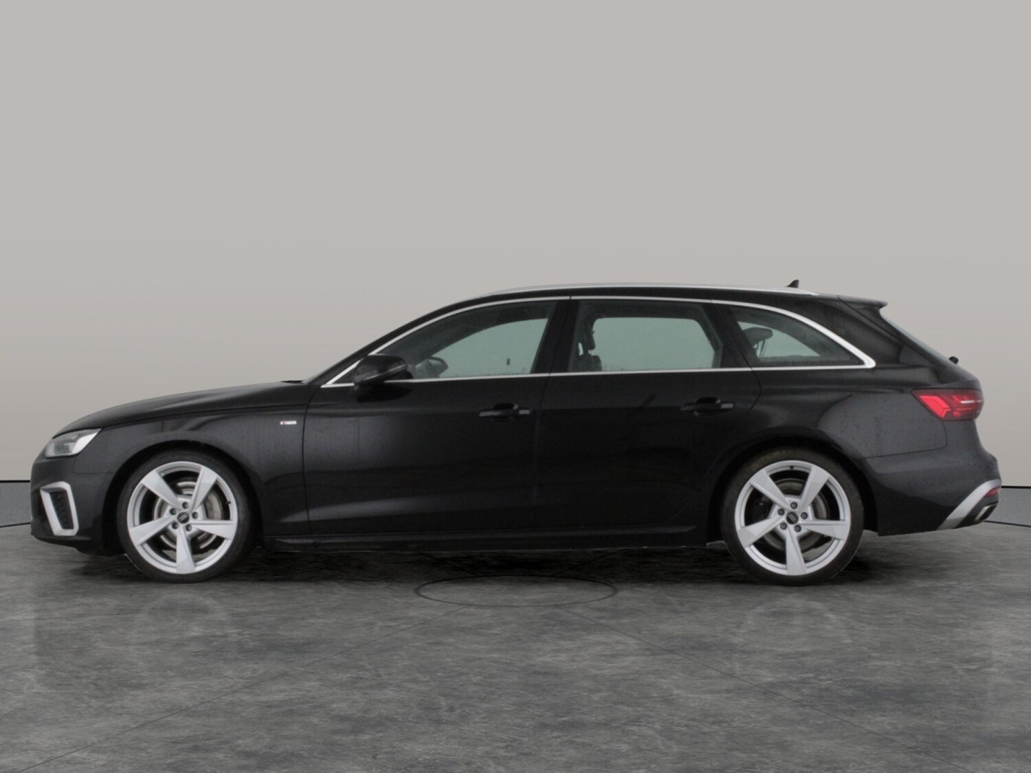 Used Audi A4 Avant for sale - 77629775: Photo 13