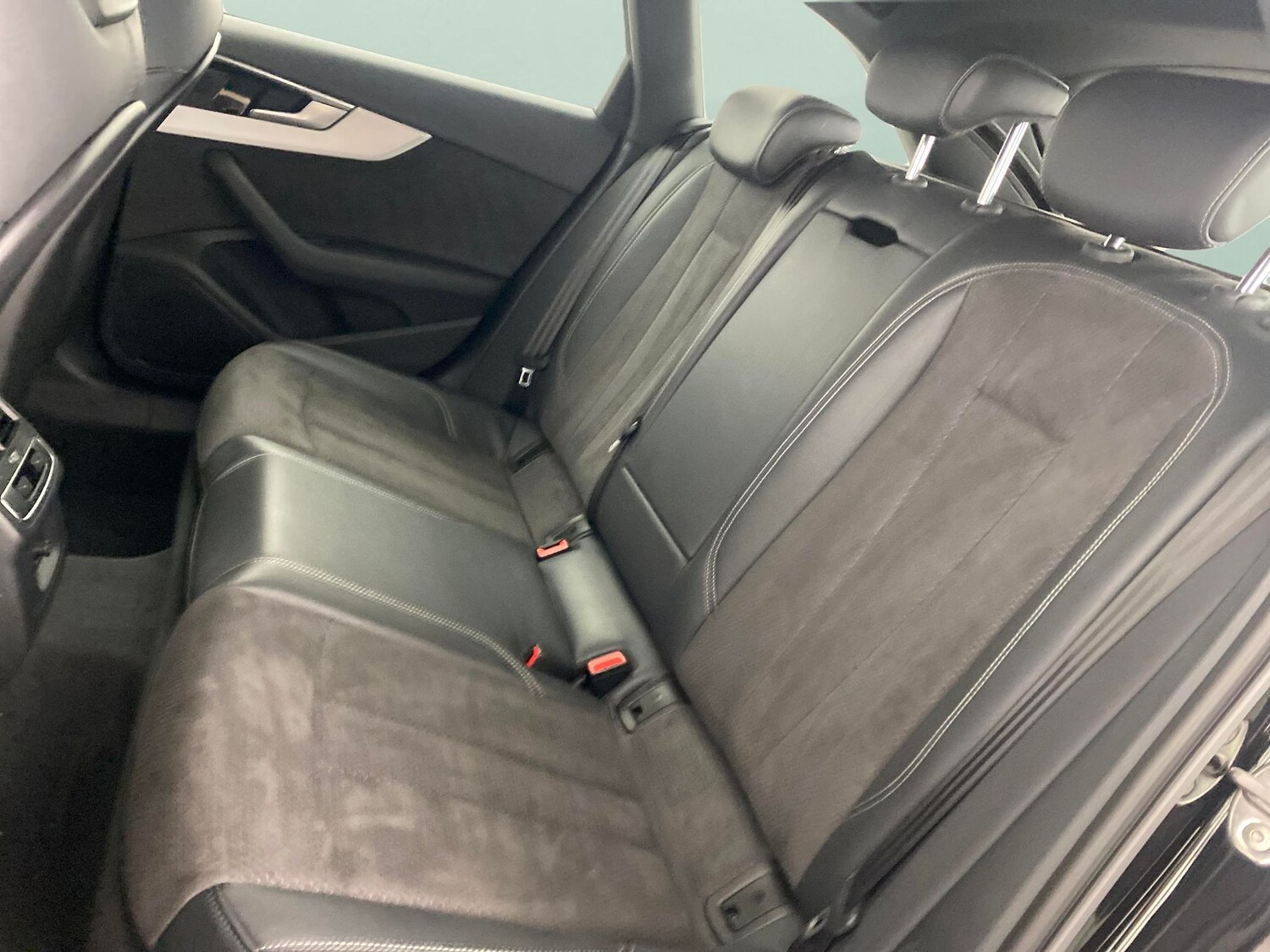 Used Audi A4 Avant for sale - 77629775: Photo 28