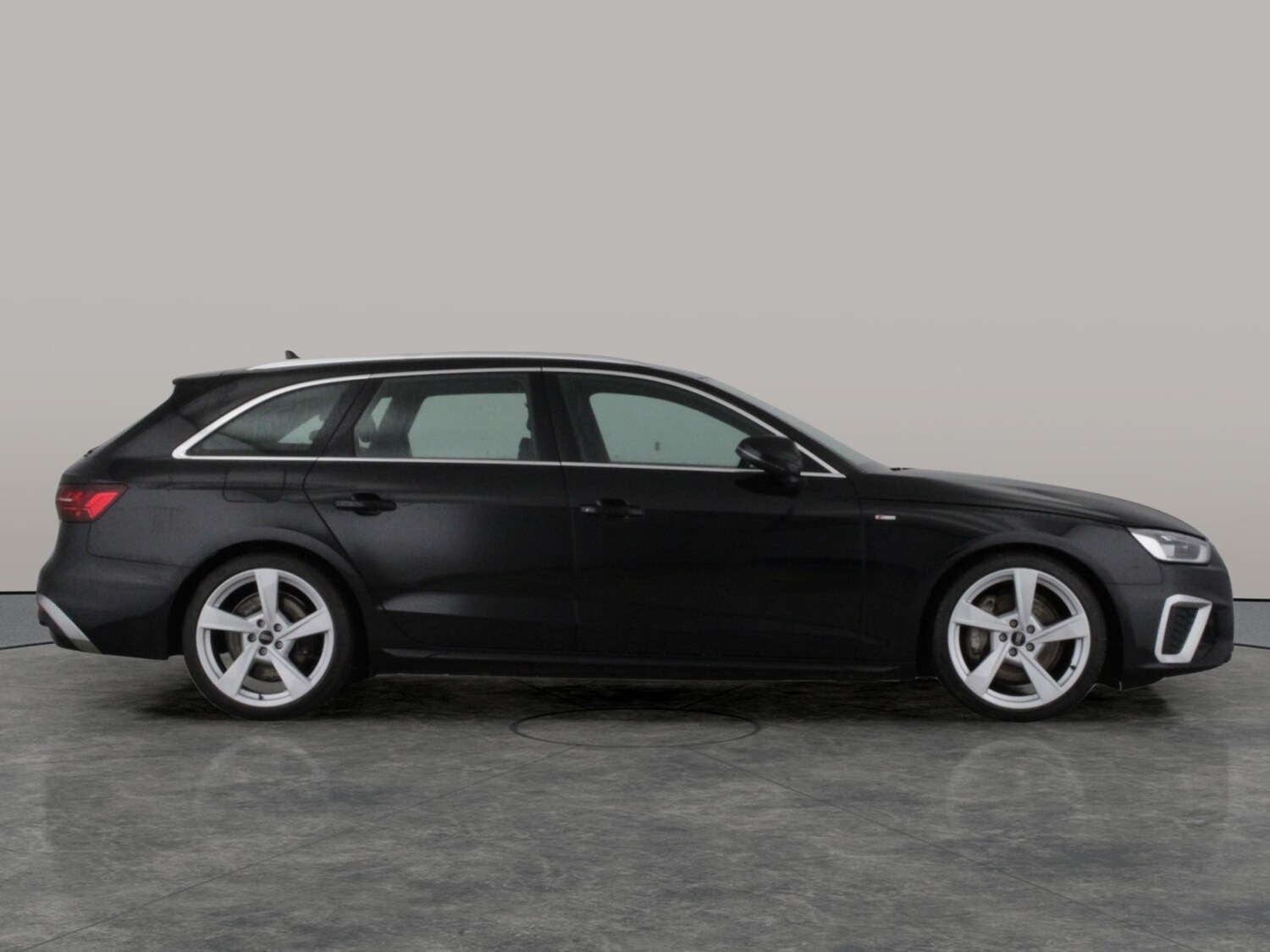 Used Audi A4 Avant for sale - 77629775: Photo 9