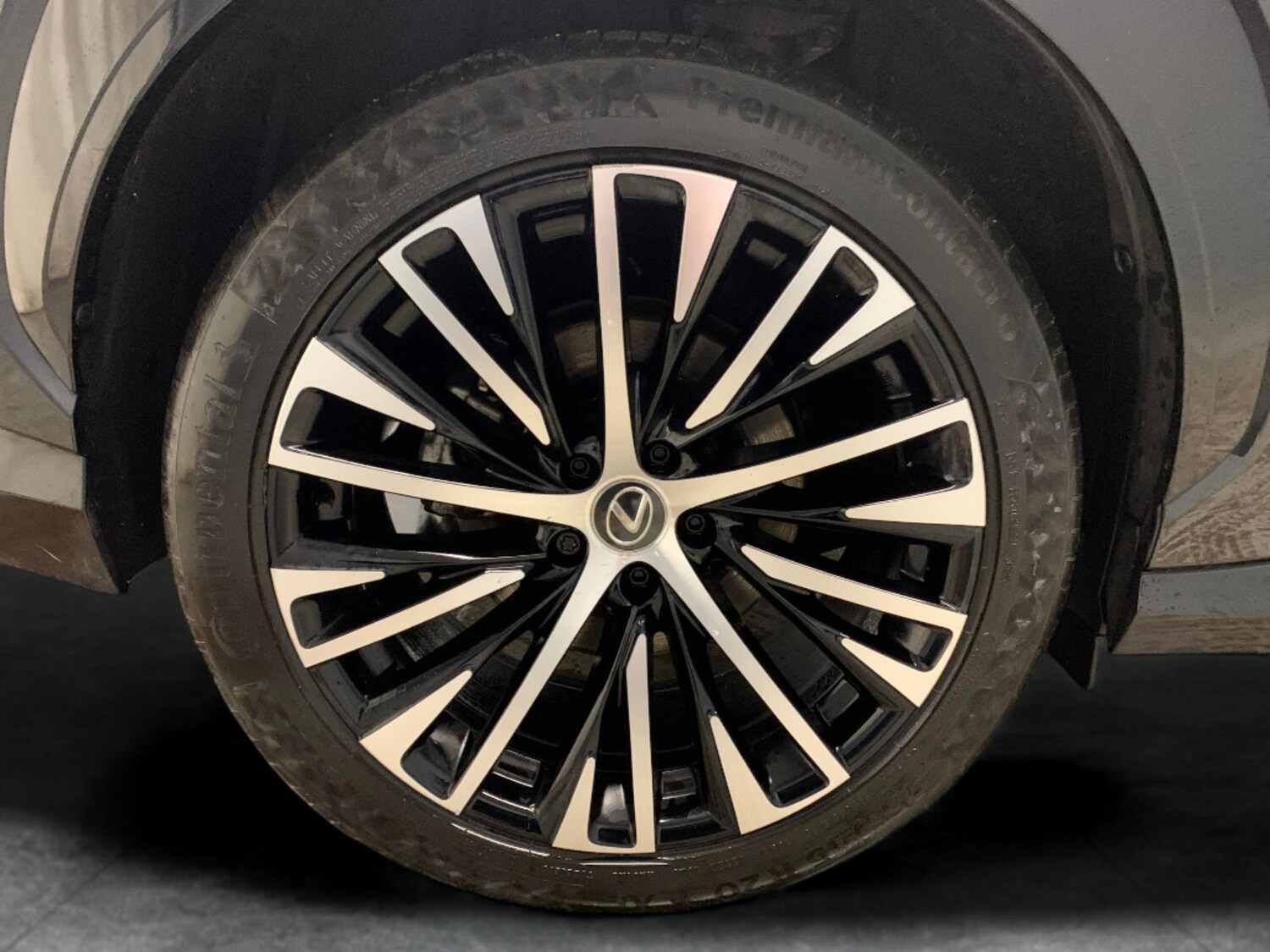 Used Lexus RZ 2024 for sale - 77711083: Photo 31