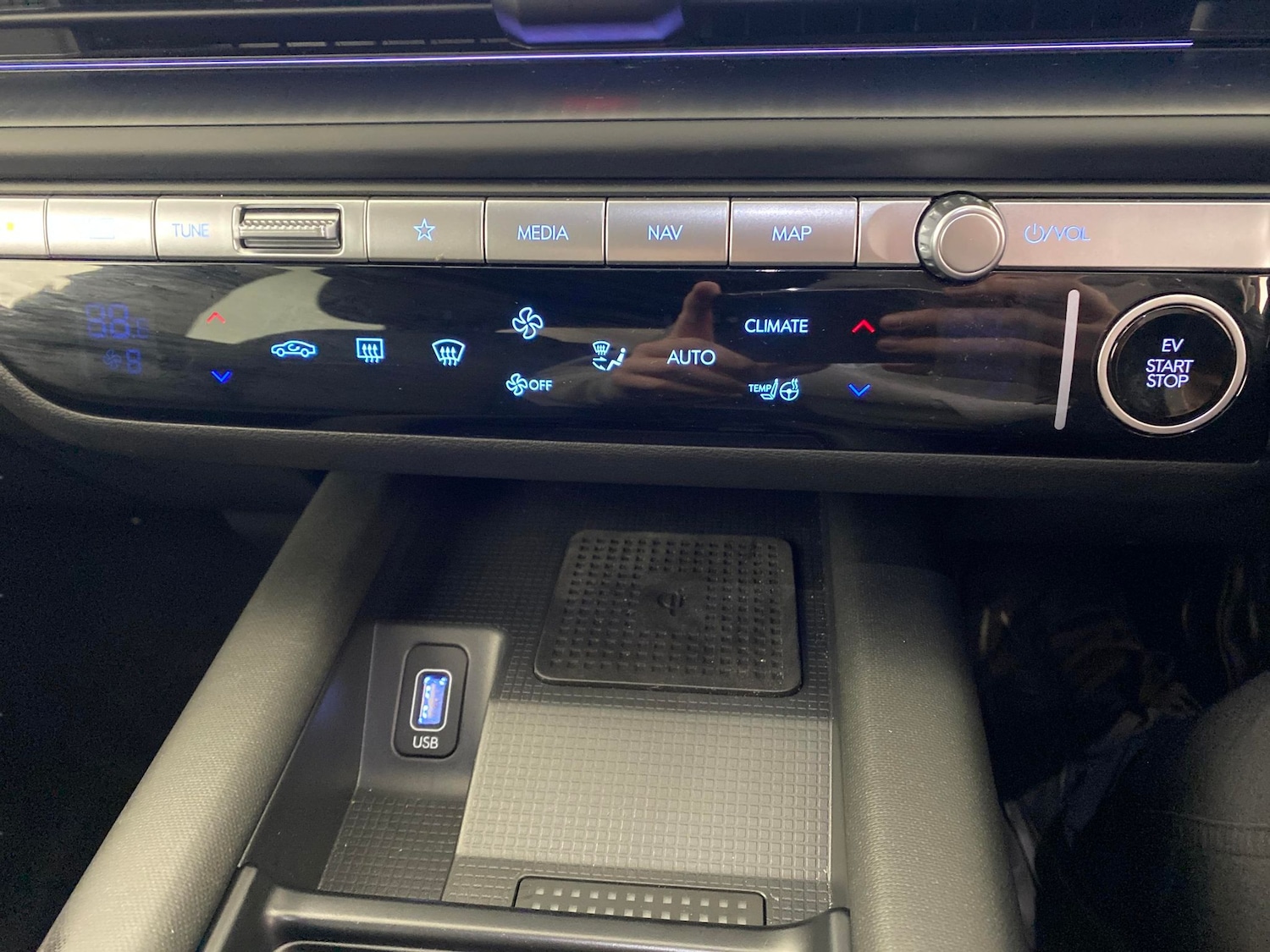 Used Hyundai IONIQ 6 2024 for sale - 77965733: Photo 20