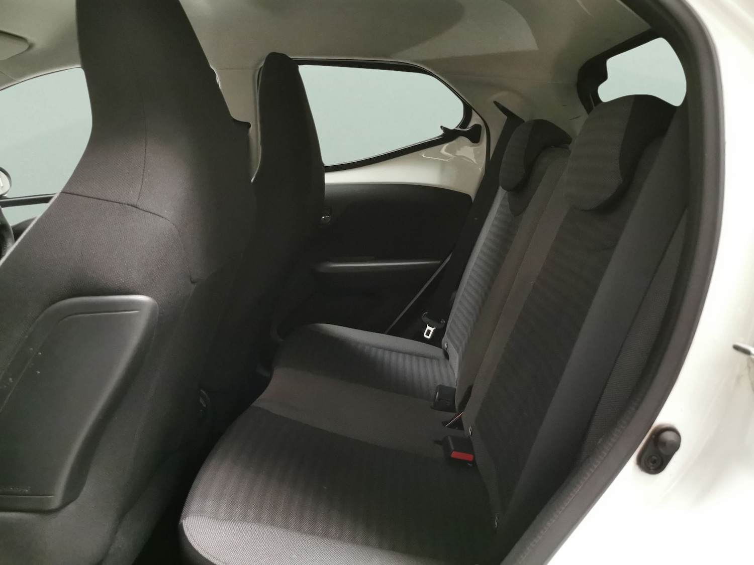 Used Toyota AYGO 2019 for sale - 76507937: Photo 27