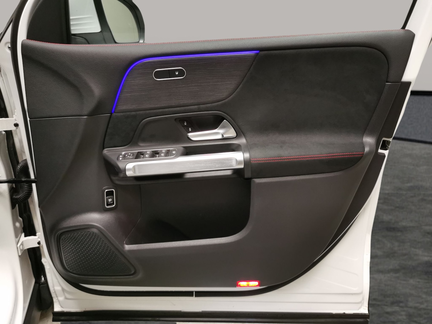 Used Mercedes-Benz EQB 2023 for sale - 77799941: Photo 28