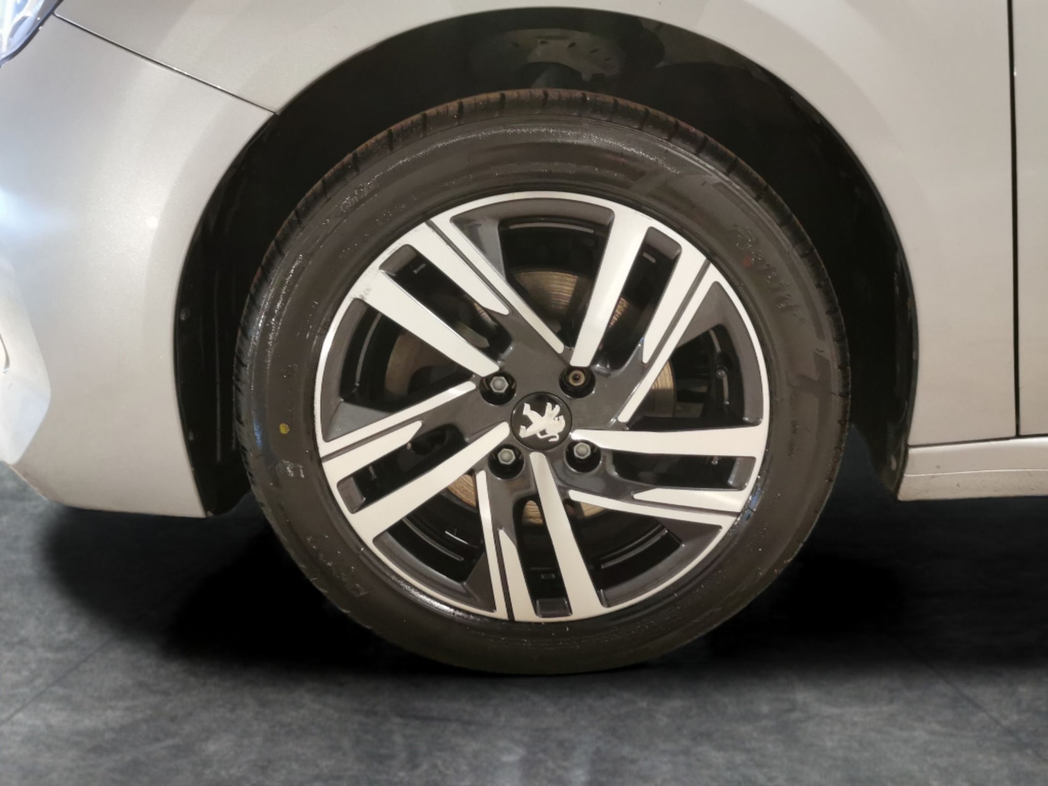 Used Peugeot 208 2023 for sale - 78001012: Photo 24