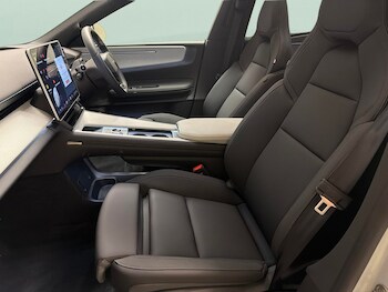 Used Polestar Polestar 4 undefined for sale - 78386509: Photo