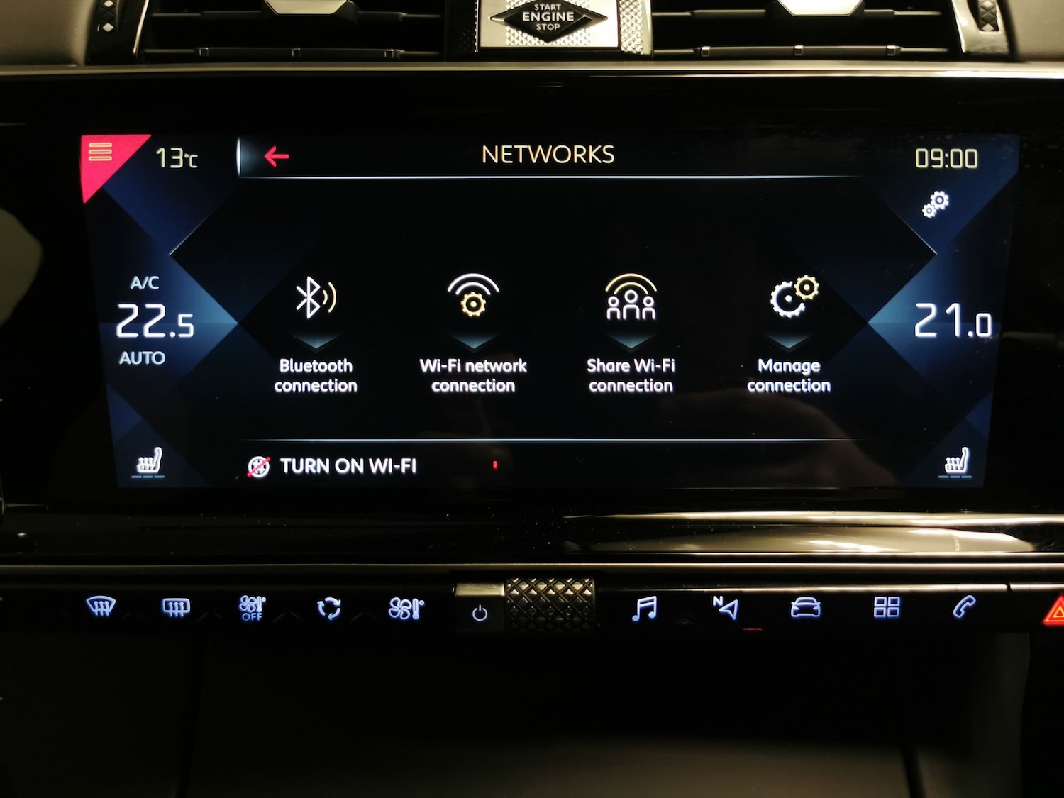 Used DS Automobiles DS 7 Crossback 2022 for sale - 76853676: Photo 17