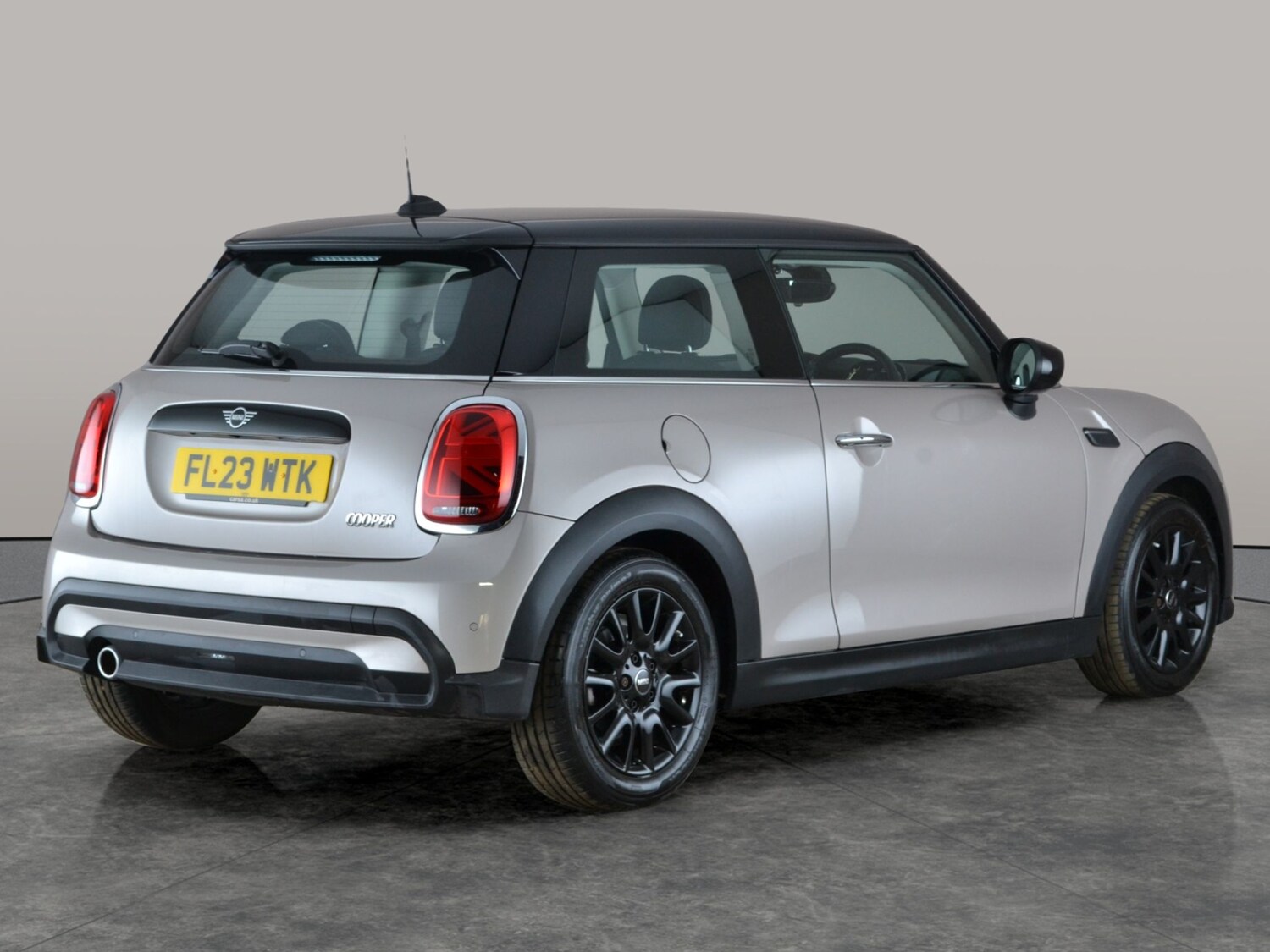 Used MINI Hatch 2023 for sale - 78079239: Photo 8