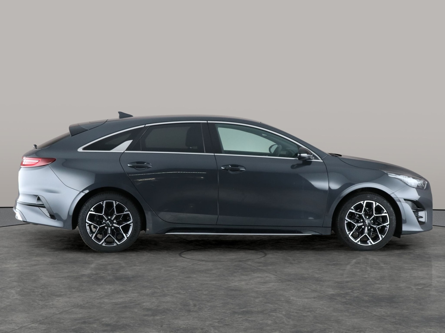 Used Kia Pro Ceed for sale - 76725381: Photo 9