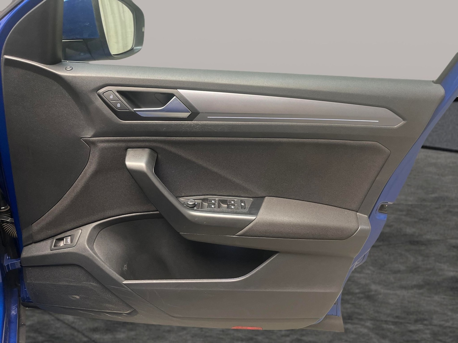 Used Volkswagen T-Roc 2022 for sale - 77707857: Photo 29