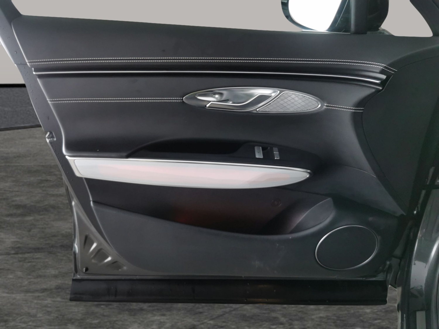 Used Genesis GV70 2023 for sale - 76803939: Photo 33