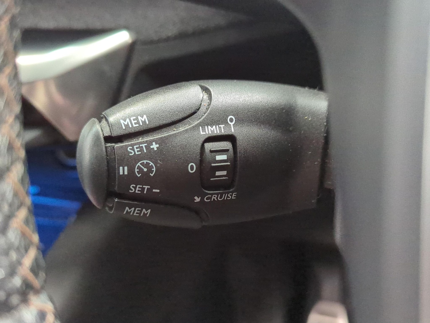 Used Peugeot 5008 2018 for sale - 77286087: Photo 21