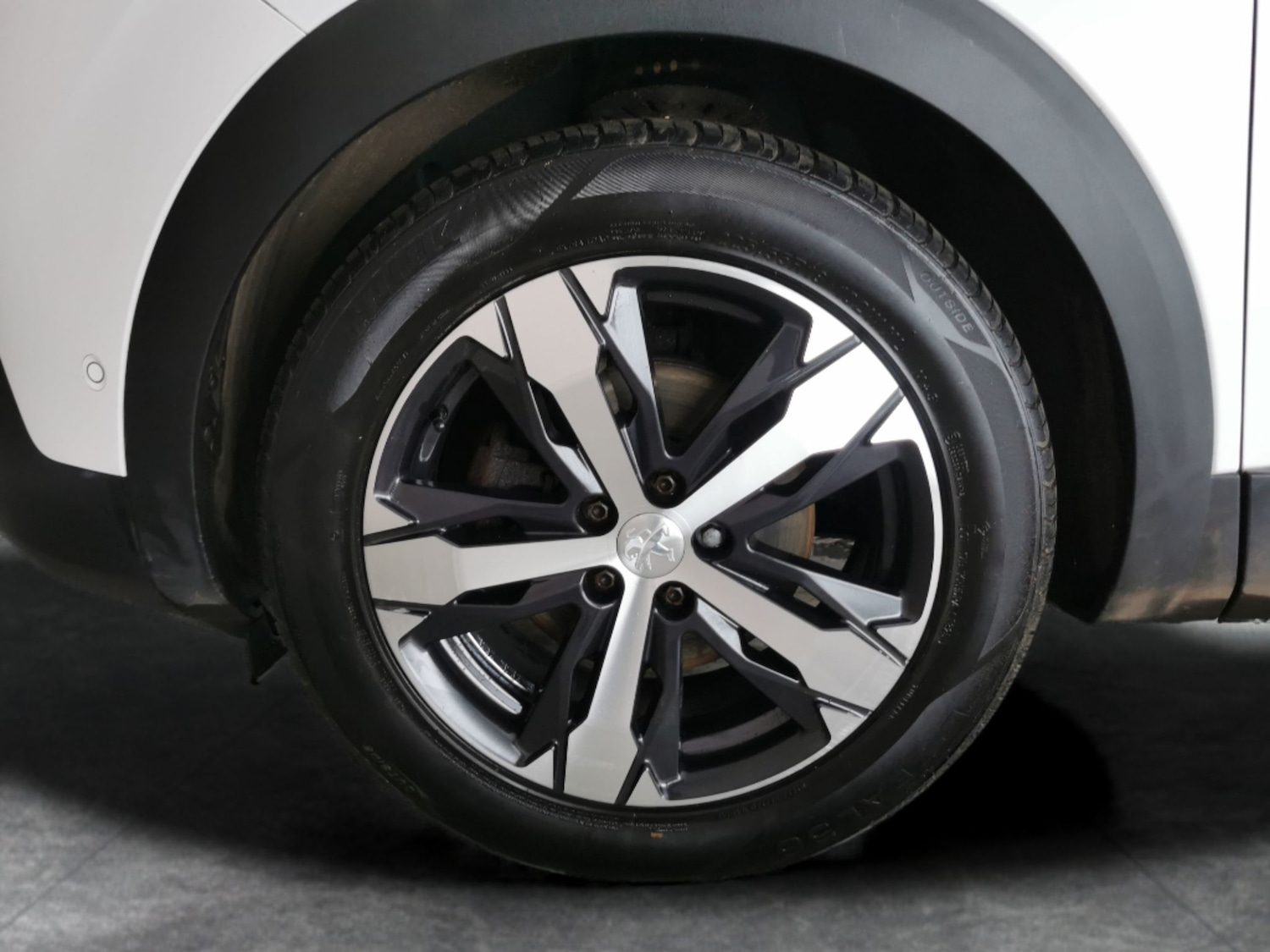 Used Peugeot 5008 2018 for sale - 77286087: Photo 25