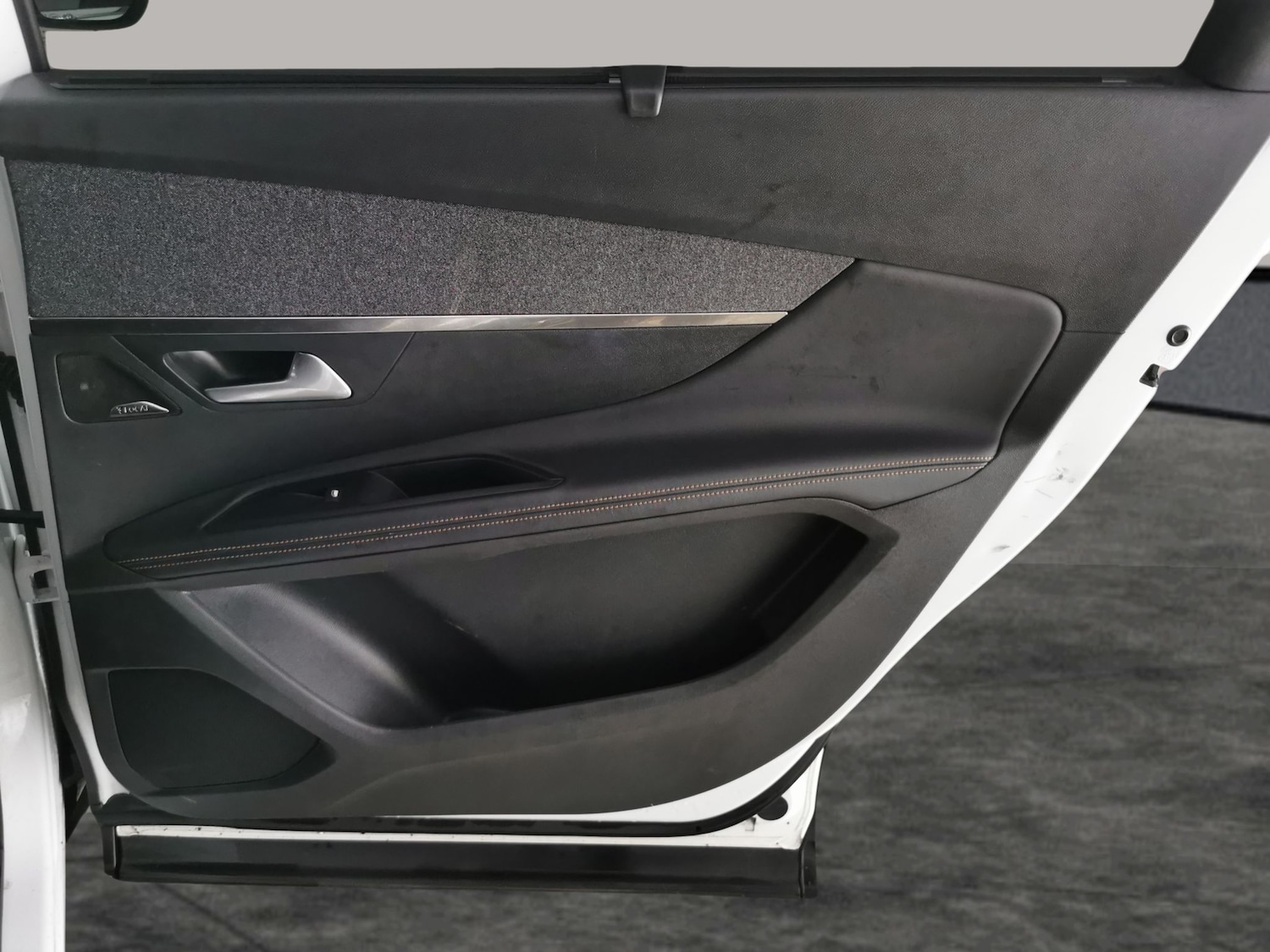 Used Peugeot 5008 2018 for sale - 77286087: Photo 31