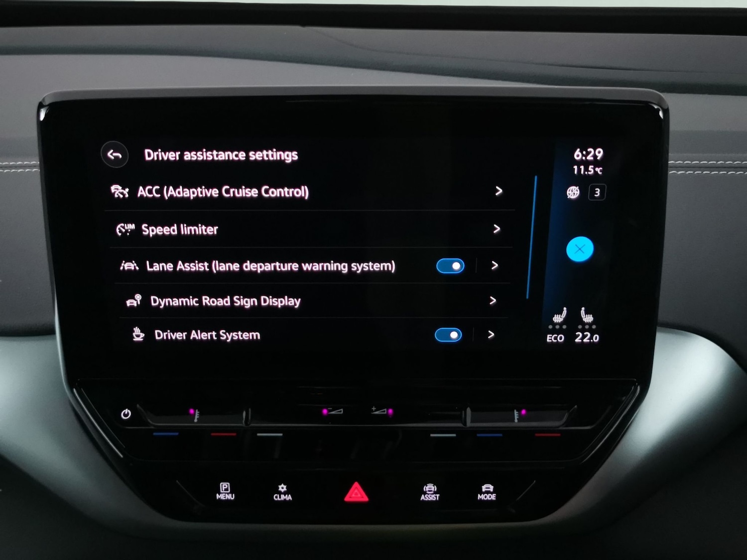 Used Volkswagen ID.4 2023 for sale - 76935127: Photo 25