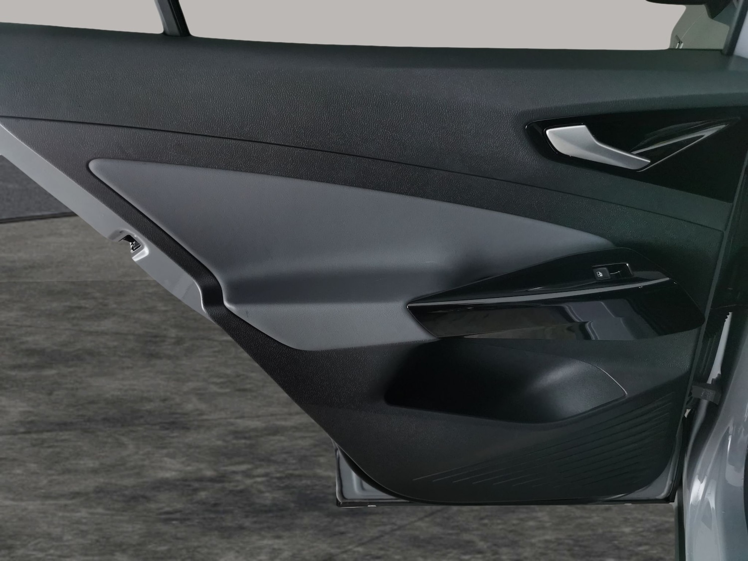 Used Volkswagen ID.4 2023 for sale - 76935127: Photo 31