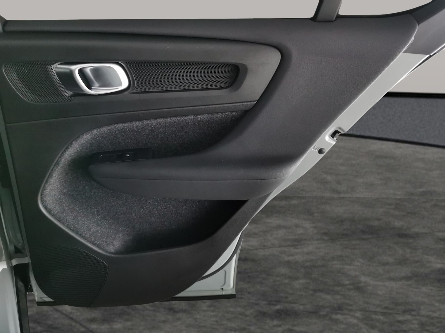 Used Volvo C40 2024 for sale - 76856875: Photo 30