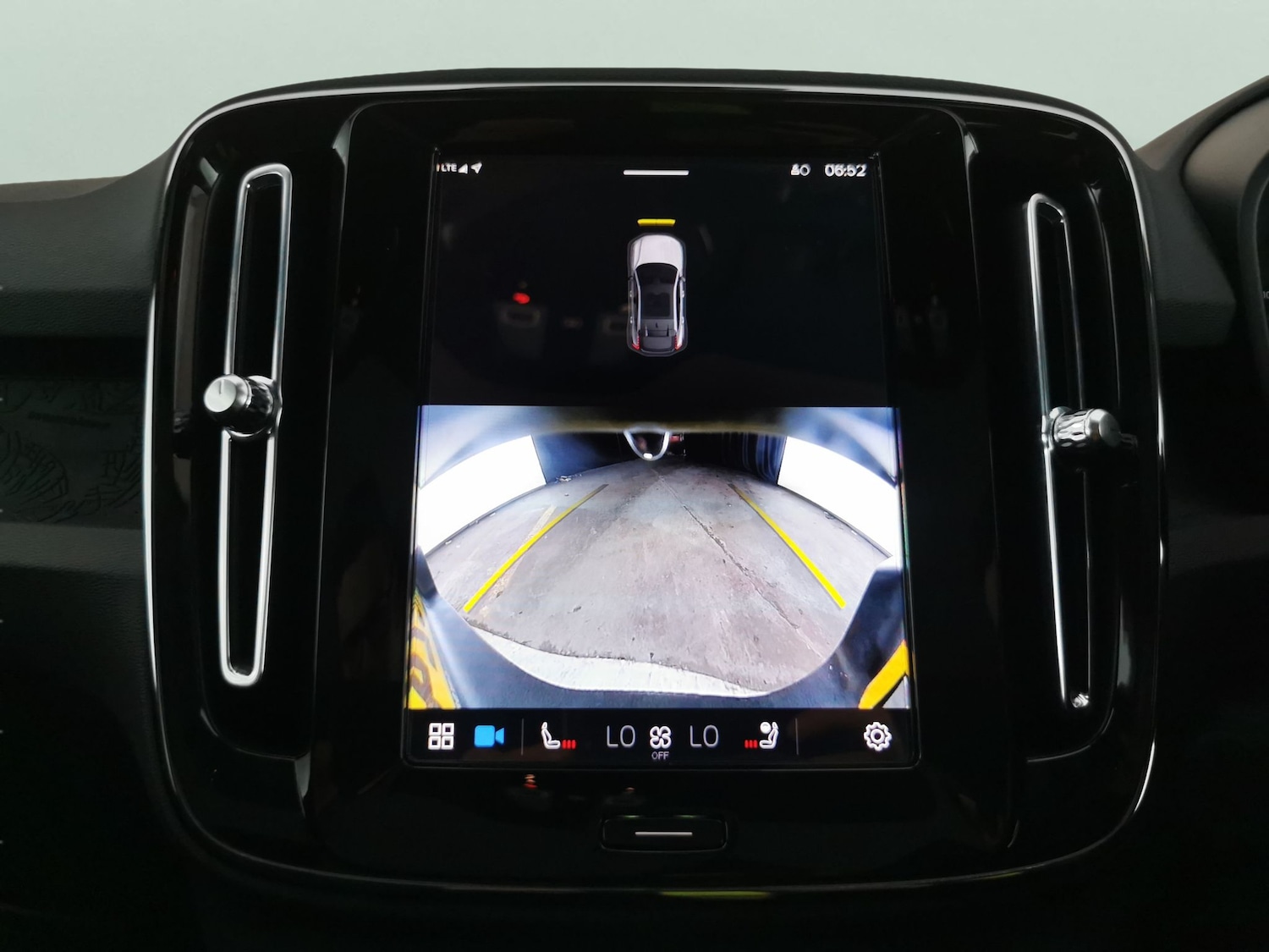 Used Volvo C40 2024 for sale - 76856875: Photo 6