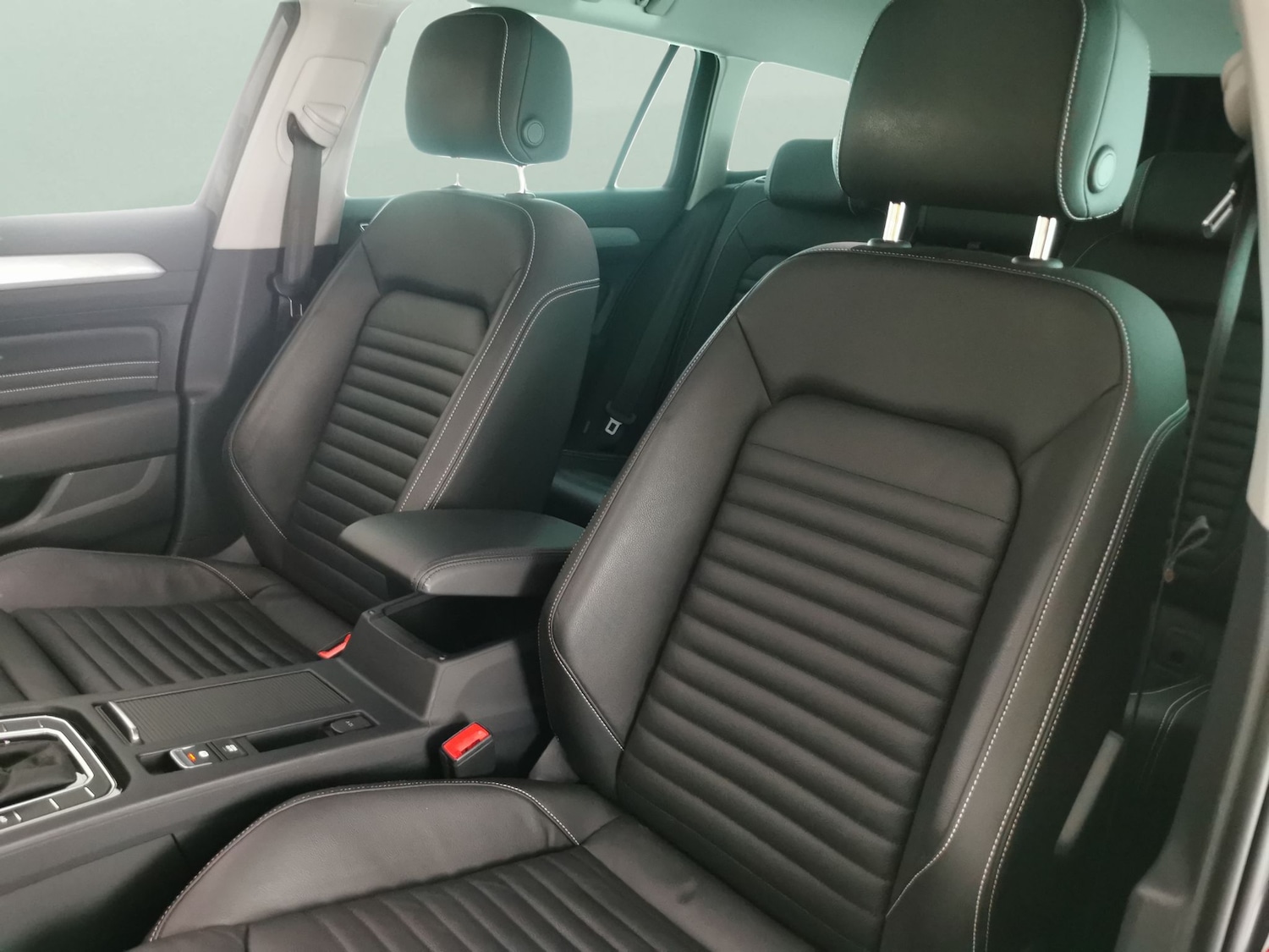 Used Volkswagen Passat 2022 for sale - 76935122: Photo 6