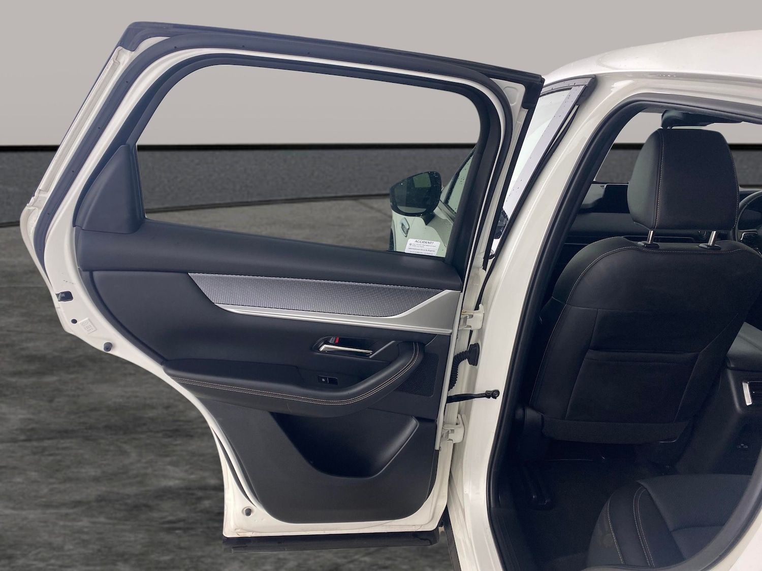 Used Mazda CX-60 2023 for sale - 77708438: Photo 28