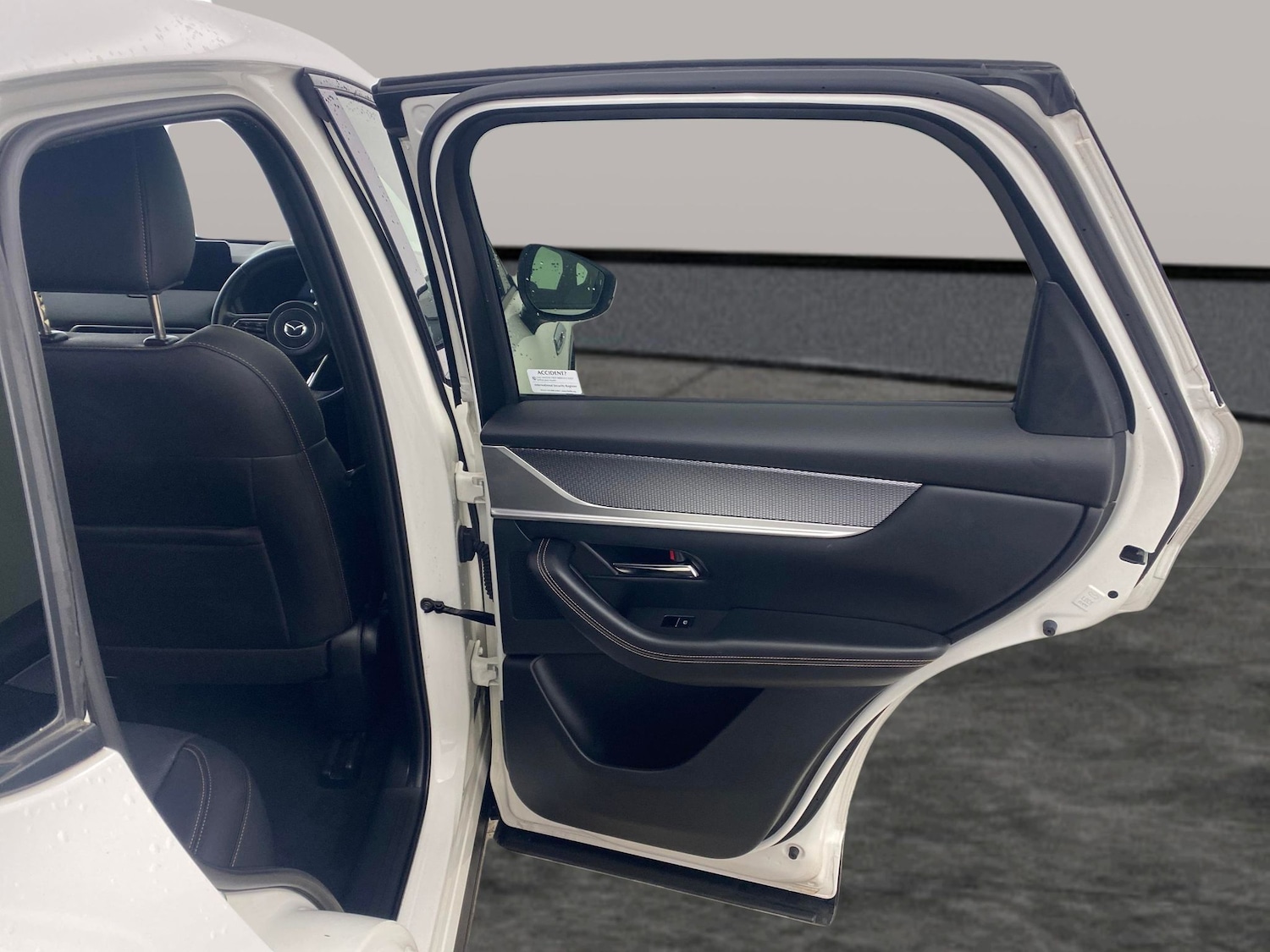 Used Mazda CX-60 2023 for sale - 77708438: Photo 30