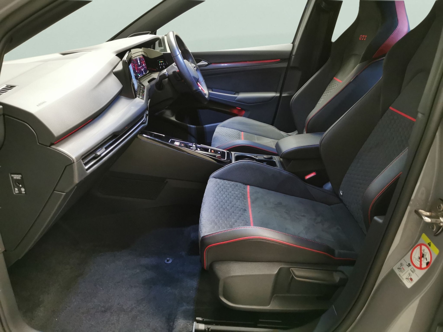 Used Volkswagen Golf 2023 for sale - 77499932: Photo 4