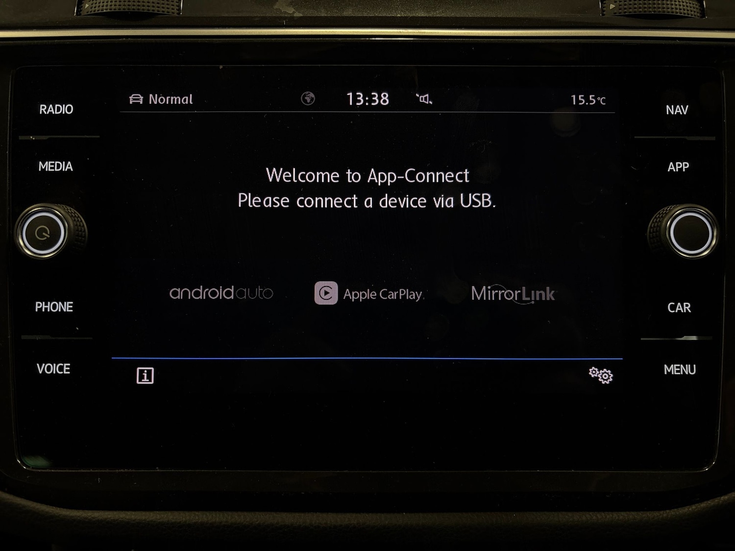 Used Volkswagen Tiguan 2020 for sale - 76420801: Photo 26