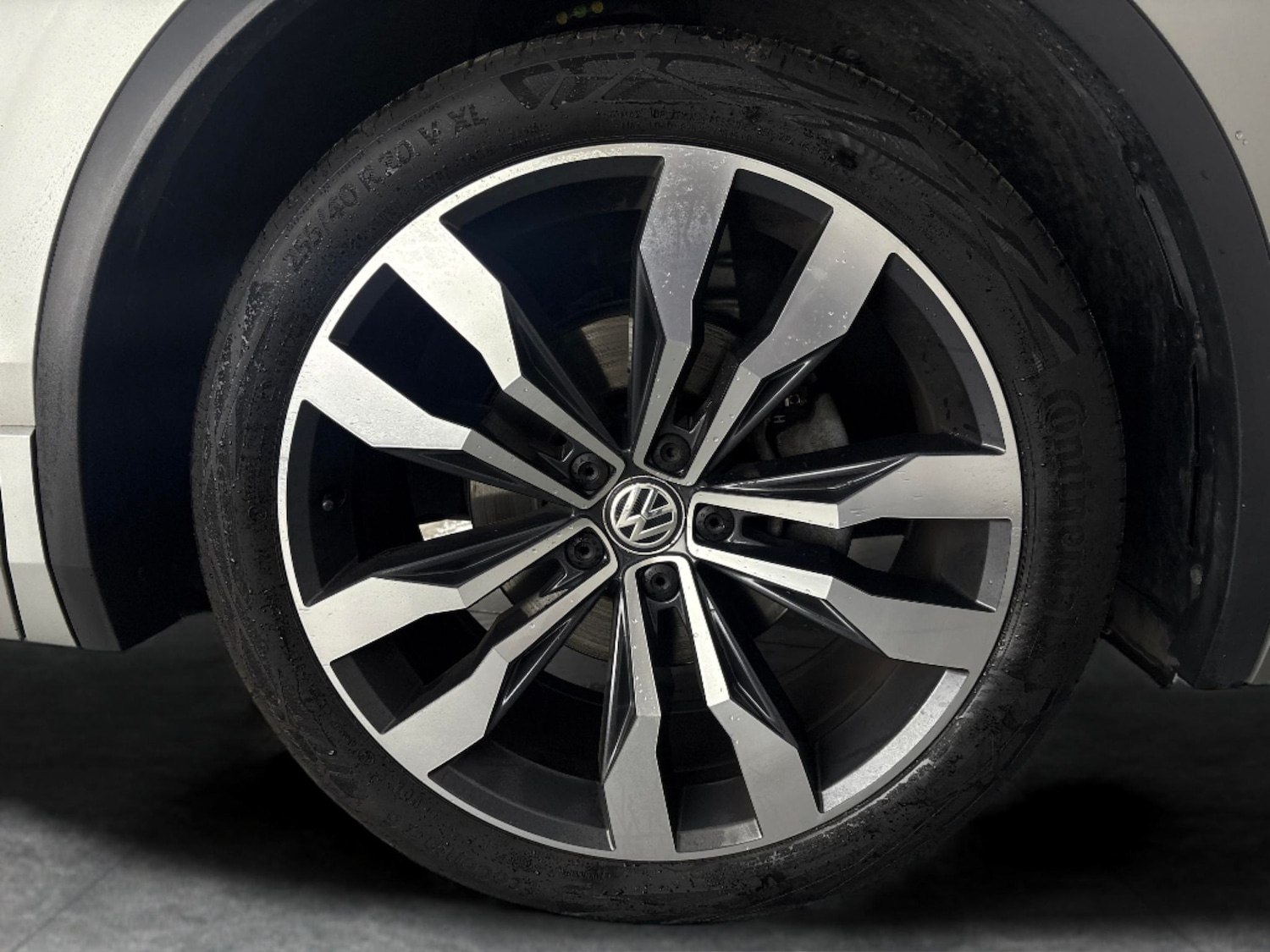 Used Volkswagen Tiguan 2020 for sale - 76420801: Photo 41