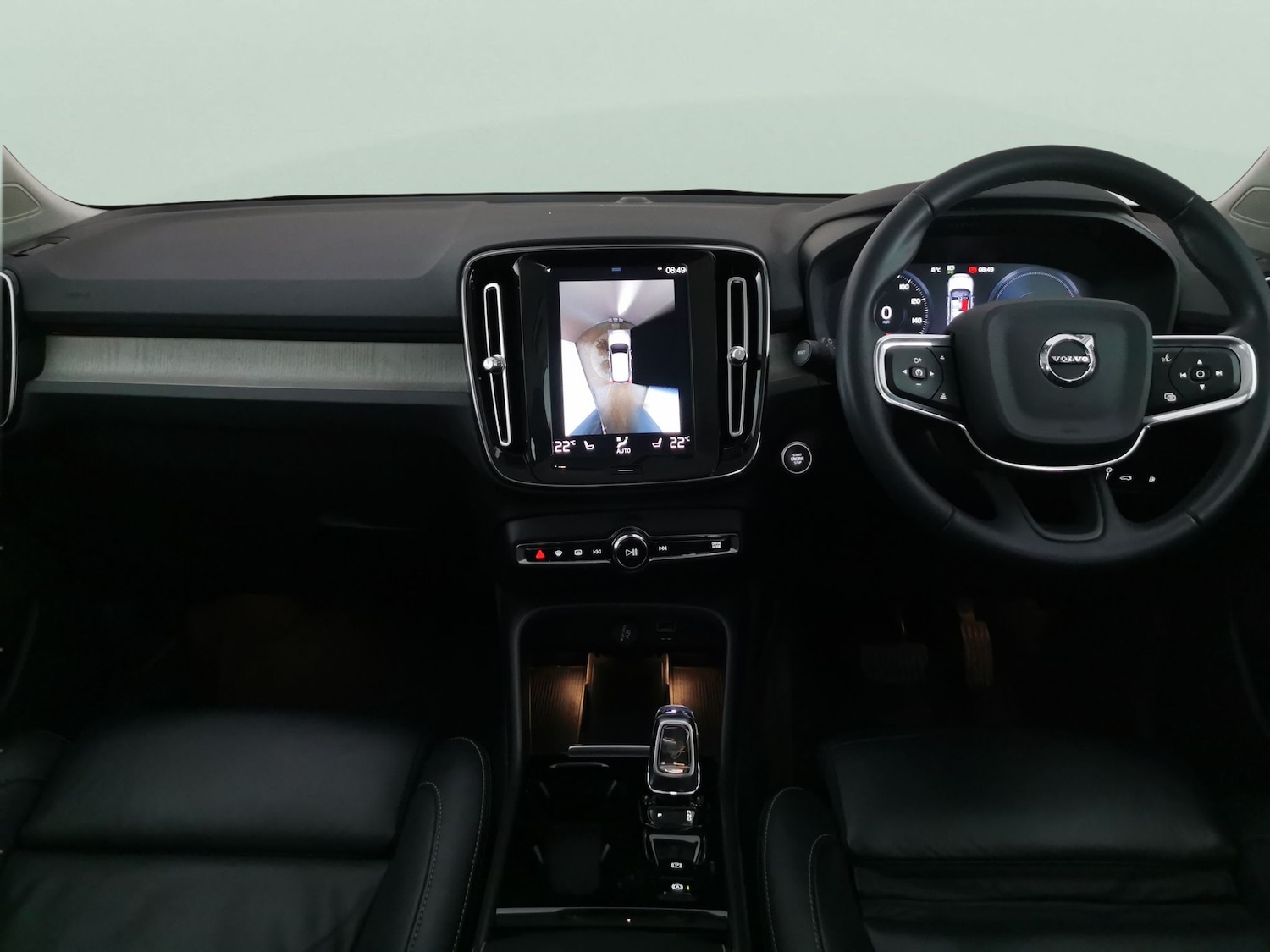 Used Volvo XC40 2022 for sale - 77617497: Photo 8