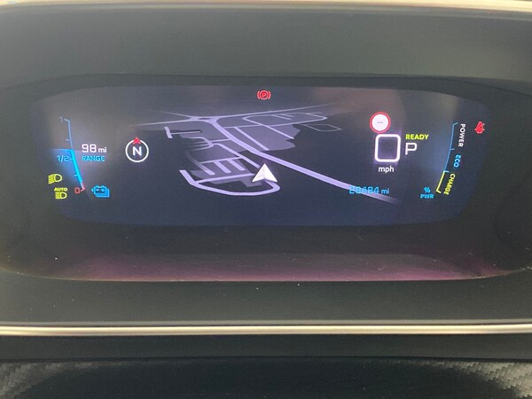 Used Peugeot 2008 2022 for sale - 76266298: Photo 27