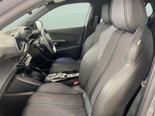 Used Peugeot 2008 2022 for sale - 76266298: Photo 4