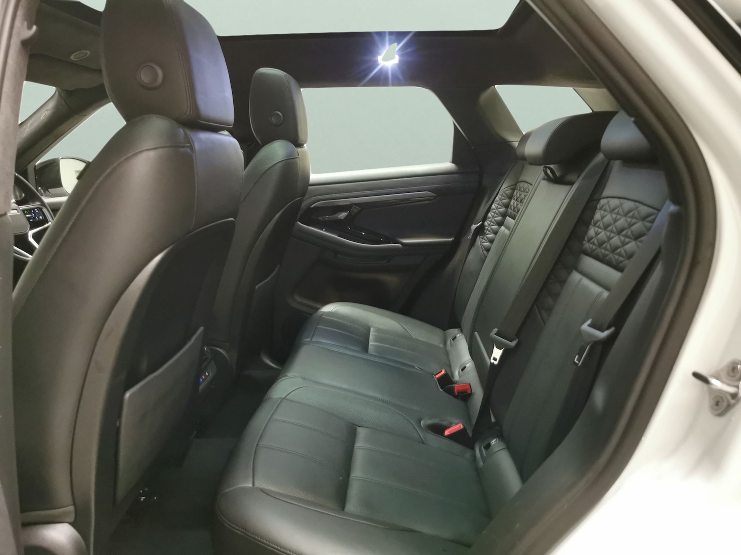 Used Land Rover Range Rover Evoque 2023 for sale - 78144402: Photo 32