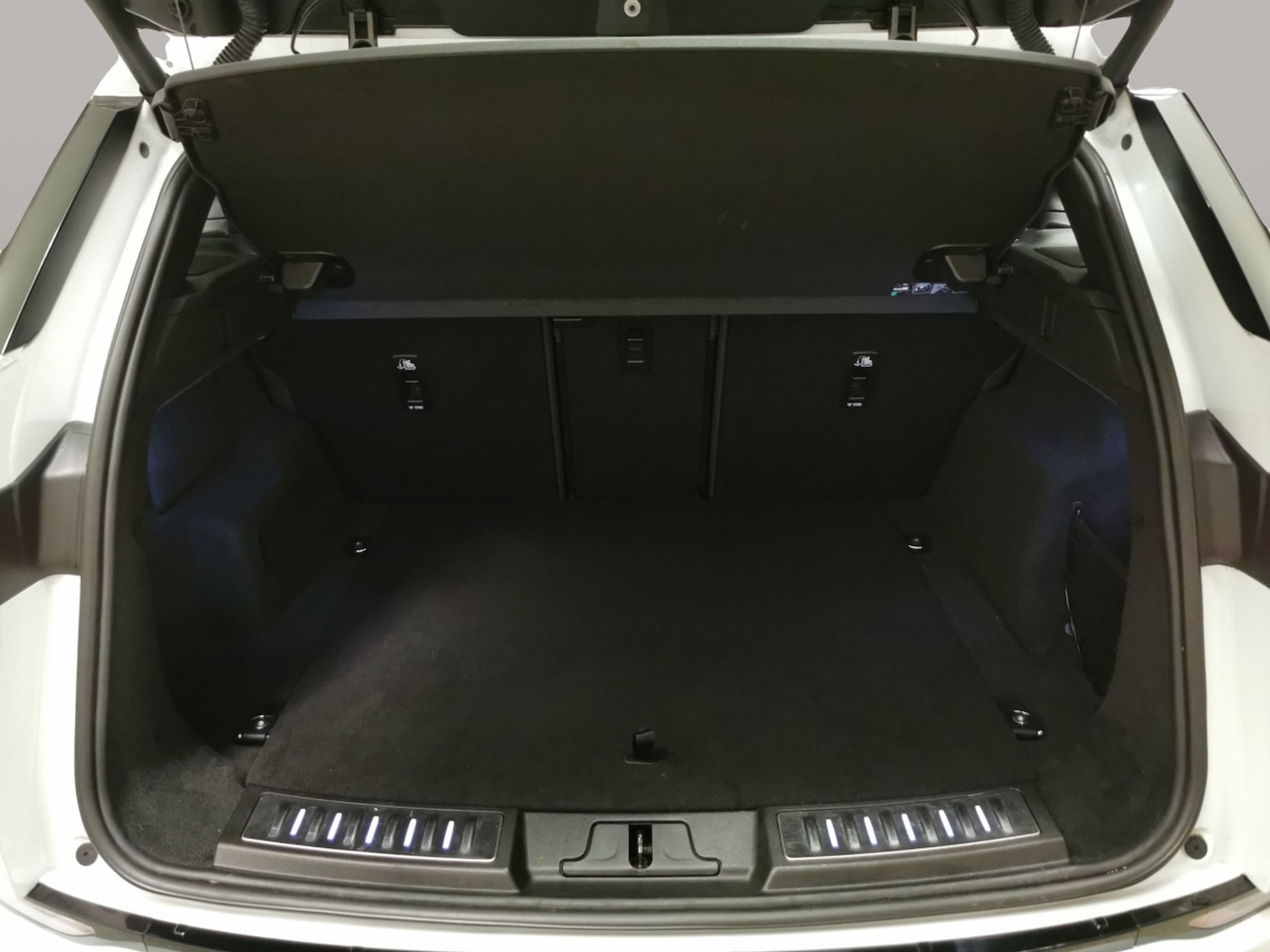 Used Land Rover Range Rover Evoque 2023 for sale - 78144402: Photo 40