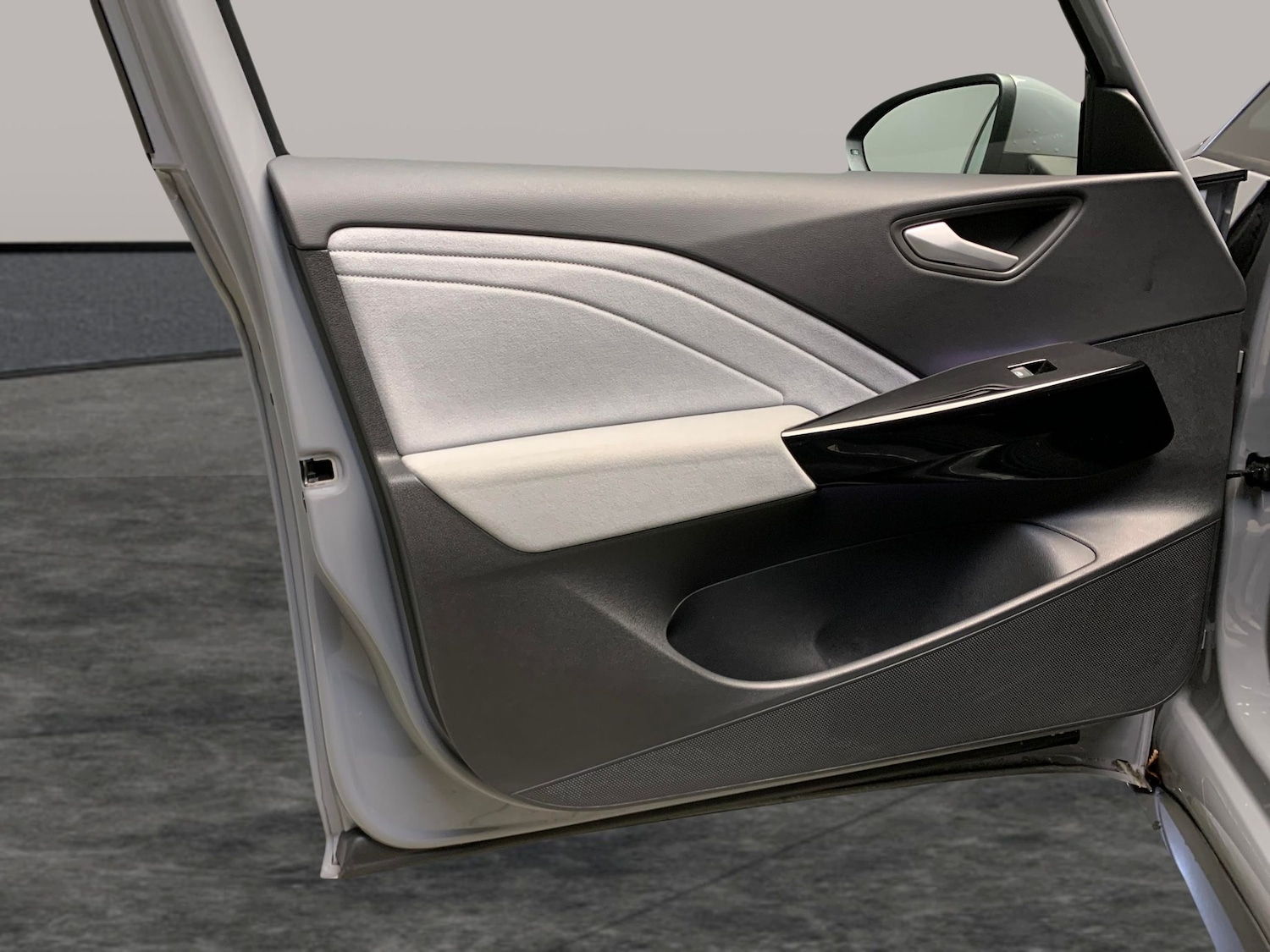 Used Volkswagen ID.3 2023 for sale - 77043632: Photo 26