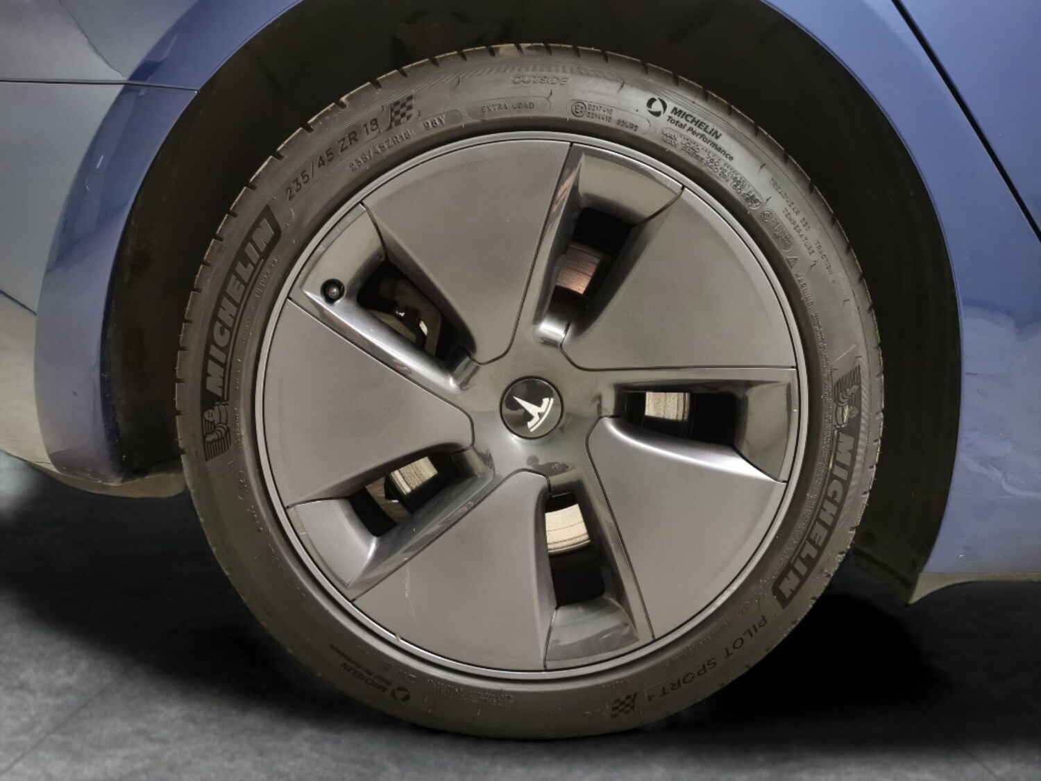 Used Tesla Model 3 2021 for sale - 76616090: Photo 28