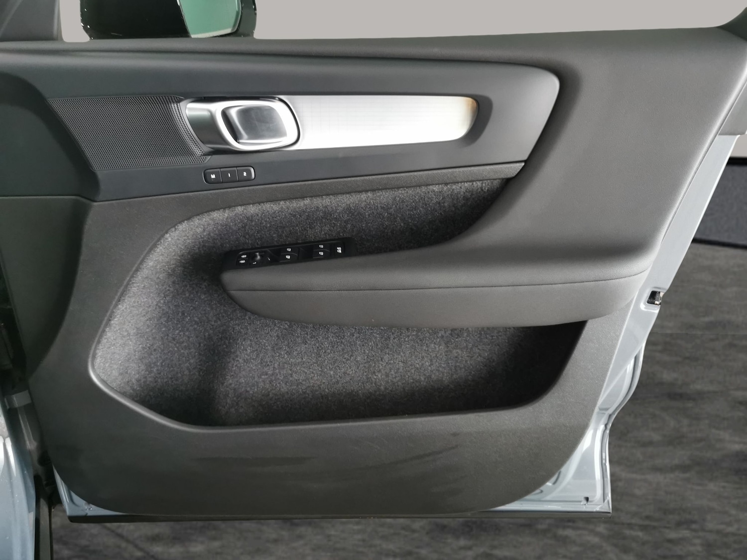 Used Volvo XC40 for sale - 77475426: Photo 31