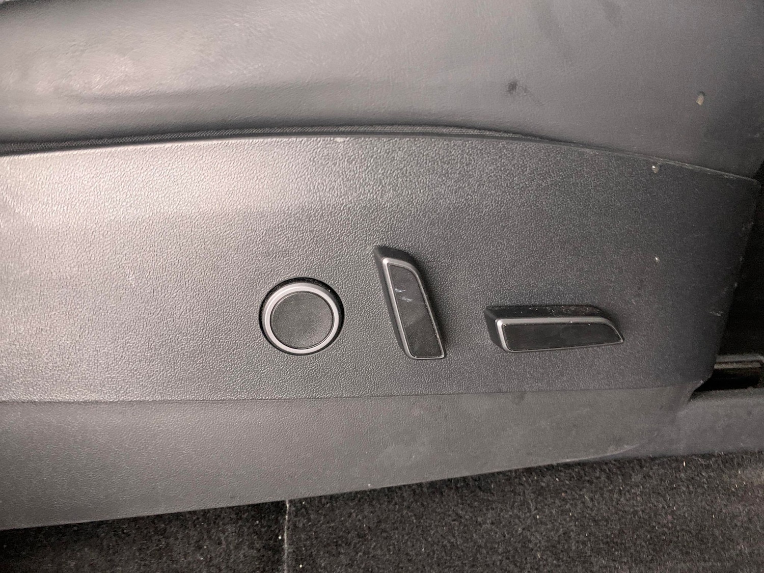 Used Tesla Model Y 2022 for sale - 77043709: Photo 26