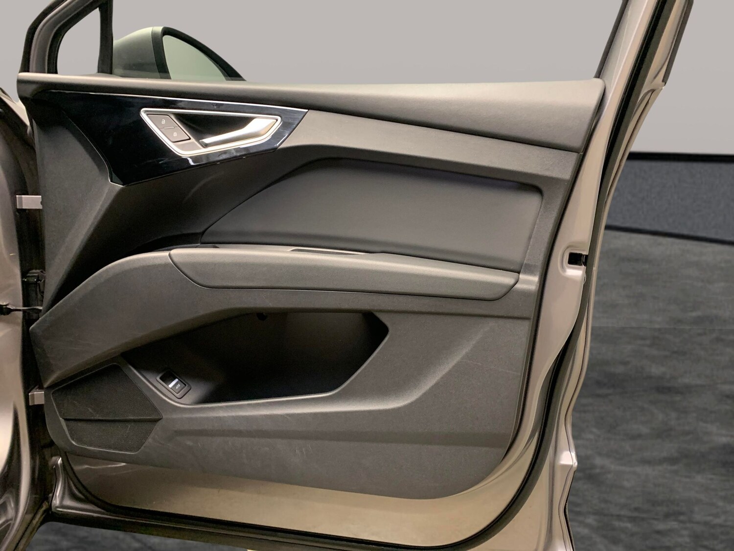 Used Audi Q4 e-tron 2023 for sale - 77476816: Photo 28