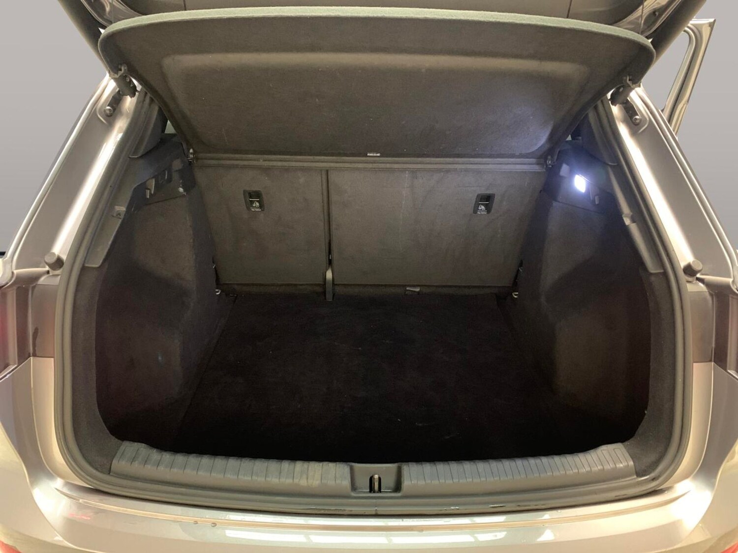 Used Audi Q4 e-tron 2023 for sale - 77476816: Photo 32