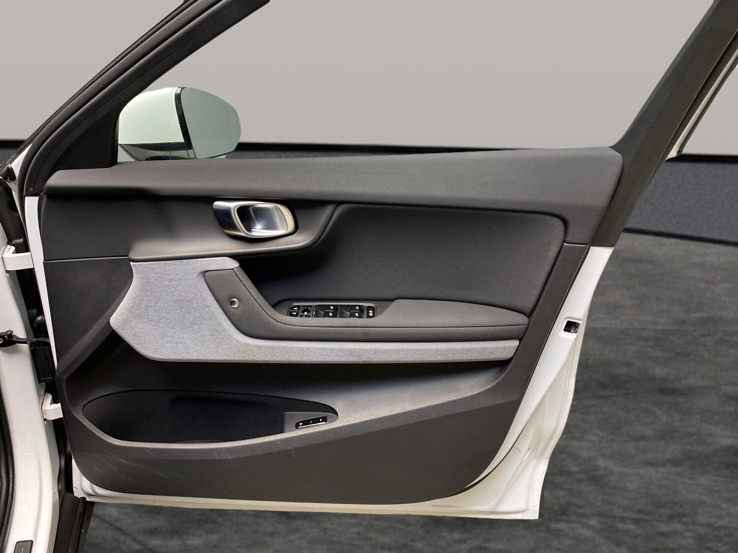 Used Polestar Polestar 2 2023 for sale - 77890347: Photo 27