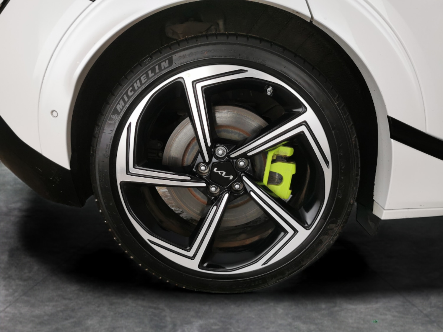 Used Kia EV6 2023 for sale - 77648543: Photo 34