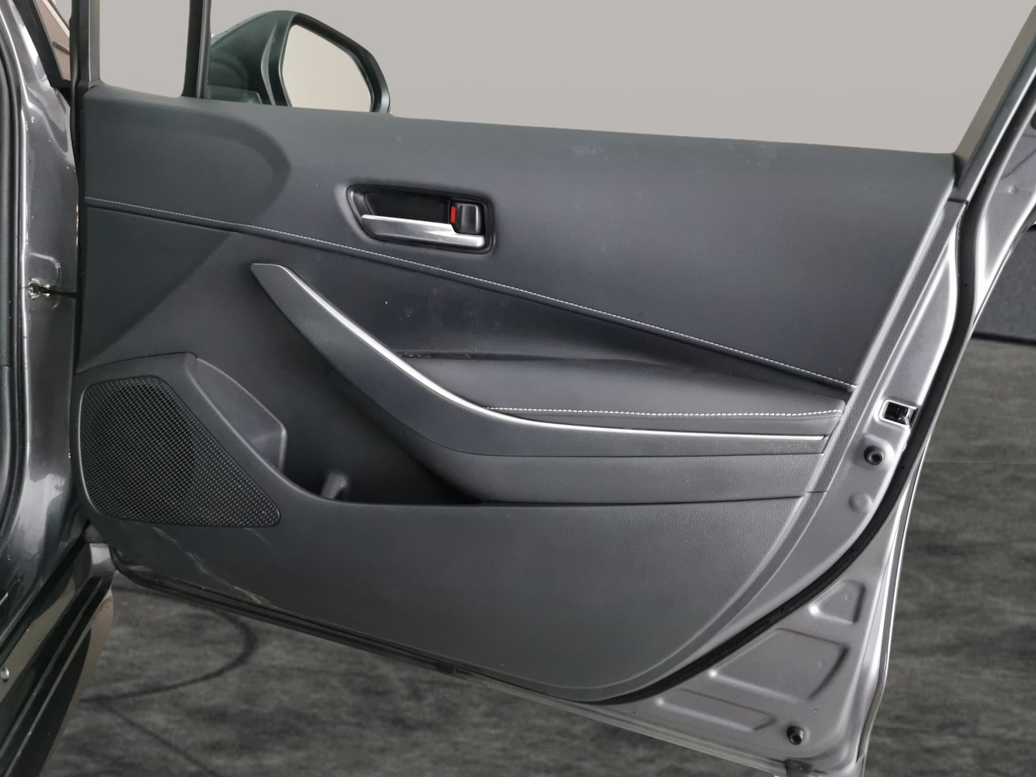 Used Toyota Corolla 2023 for sale - 76980603: Photo 32