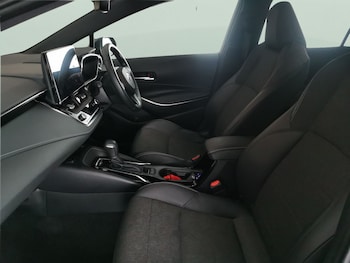 Used Toyota Corolla undefined for sale - 76980603: Photo