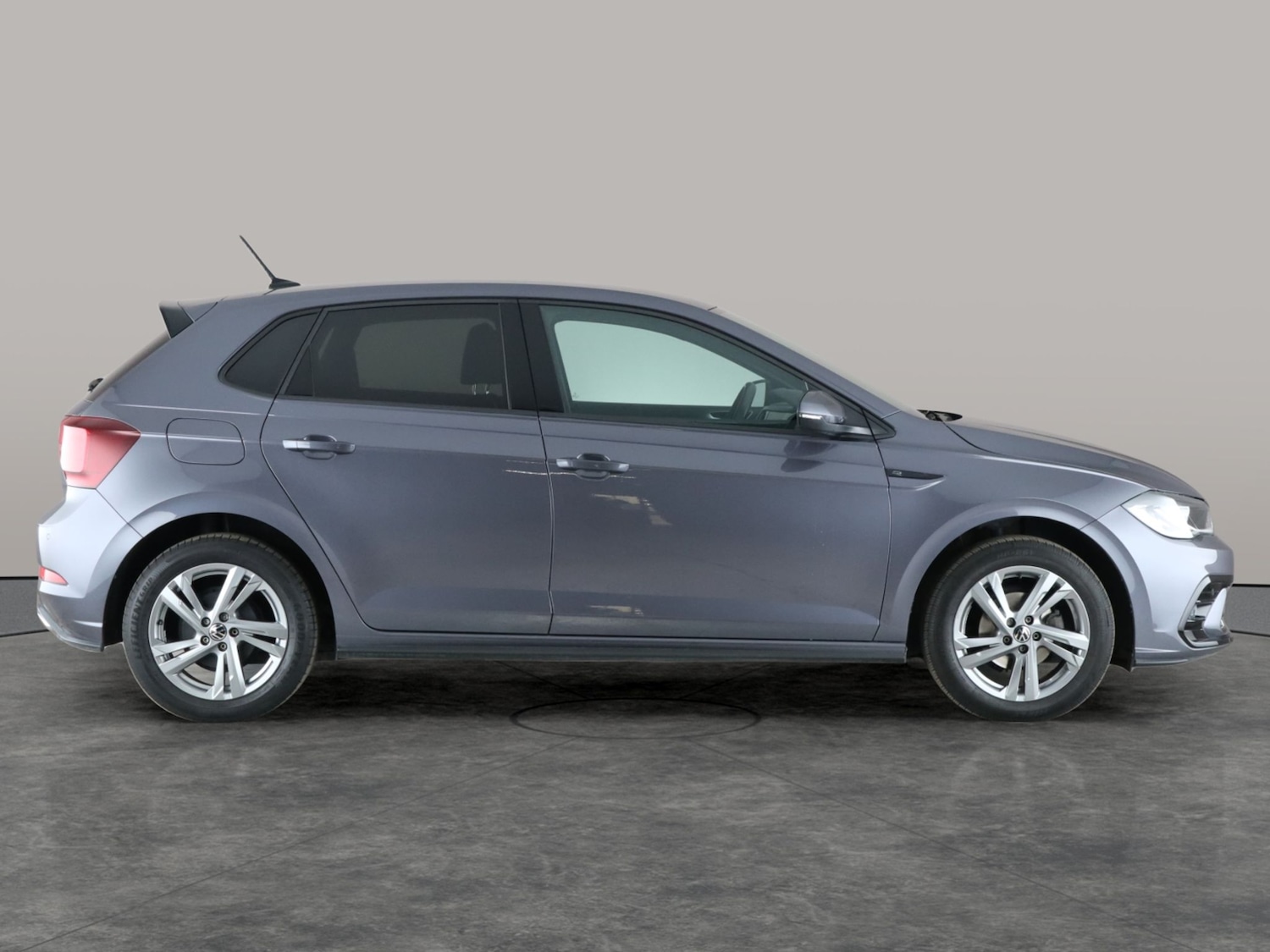 Used Volkswagen Polo 2023 for sale - 76379199: Photo 10