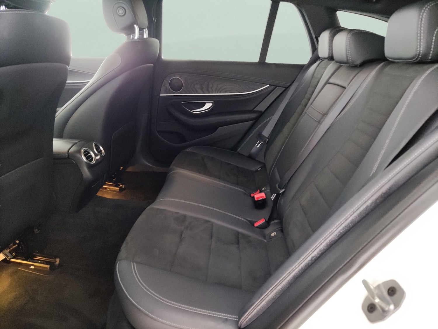 Used Mercedes-Benz E Class 2019 for sale - 77946696: Photo 31